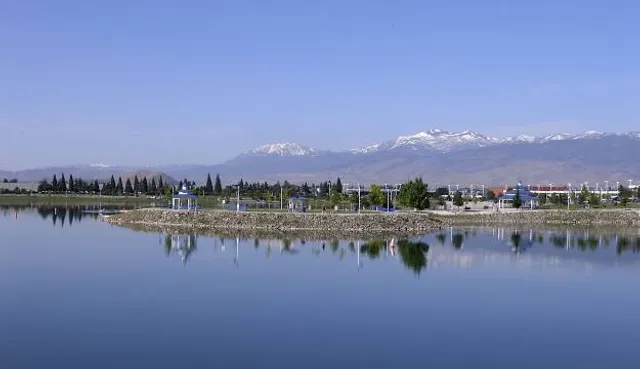 Sparks Marina Park Lake