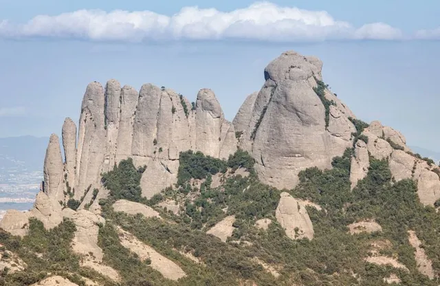 L'Elefant | Montserrat