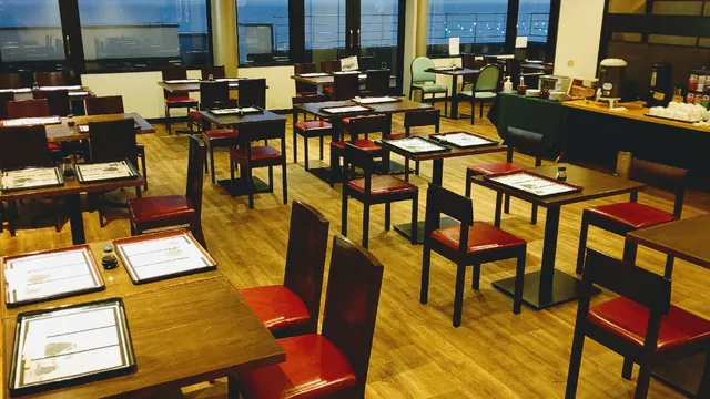 夢物語スカイレストラン