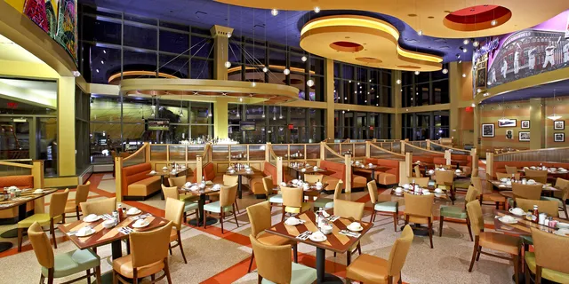 Junior’s Restaurant and Bakery