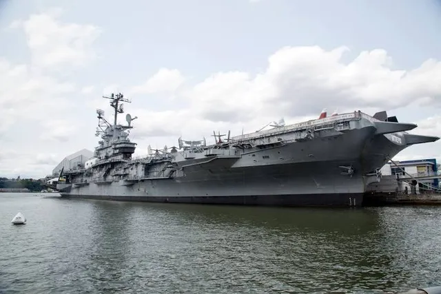 Intrepid Museum