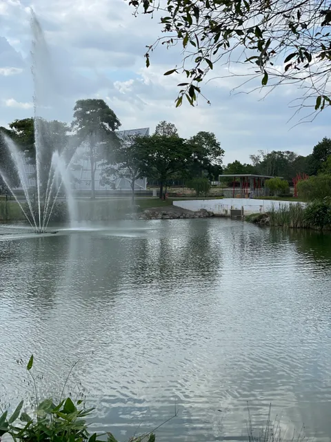 Setia Bayuemas Lake Park