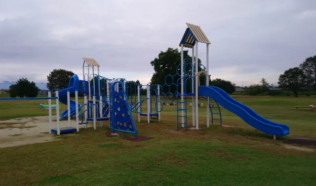 Karasu River Kawanaka Midori-no-hiroba Park