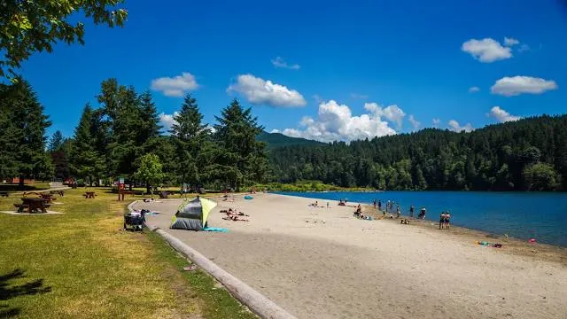 Hayward Lake