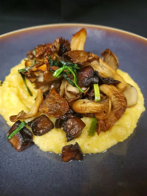 Fifty-One O One Student Run Restaurant