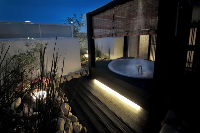 HOTEL SWEET SEASON-L