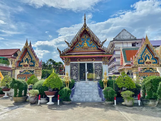 วัดน้อยนพคุณ เขตดุสิต