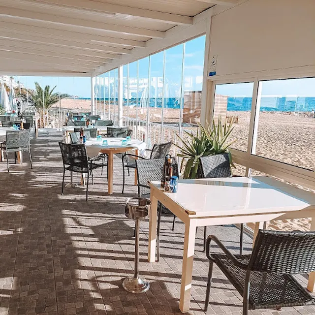 "White Rose" Restaurant