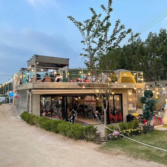 어닝카페&바베큐