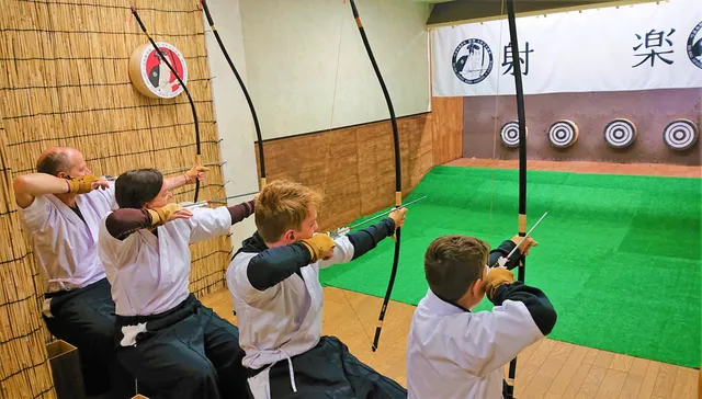 Japanese Archery Experience HIROSHIMA CASTLE SHARAKU