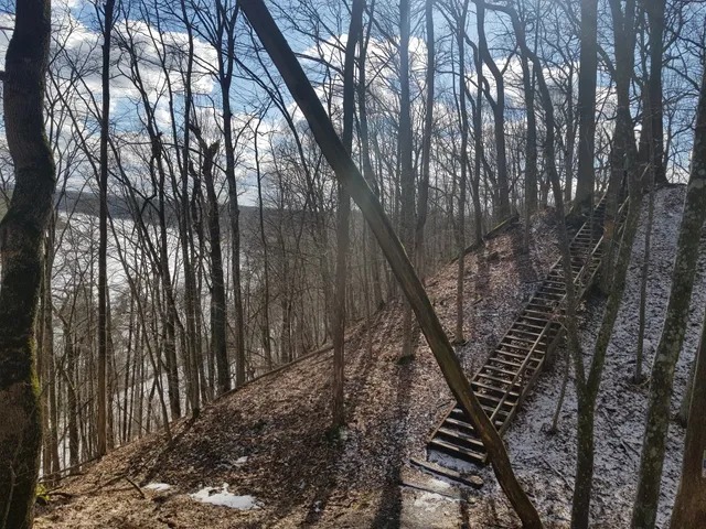 Radžiūnų I piliakalnis