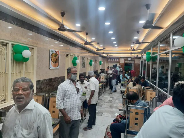 Hotel Sri Sangeethas