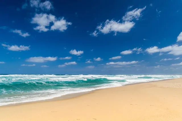 spiaggia della Baia delle Mimose