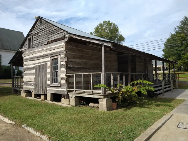 Desoto County Museum