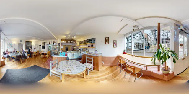 The New Market House Cafe and Grill