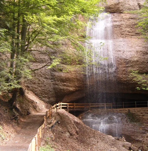 Höhle Gruebisbalm/Rigi