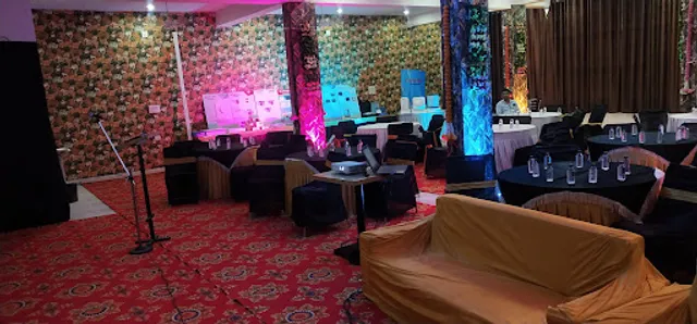 Maniratna Restaurant