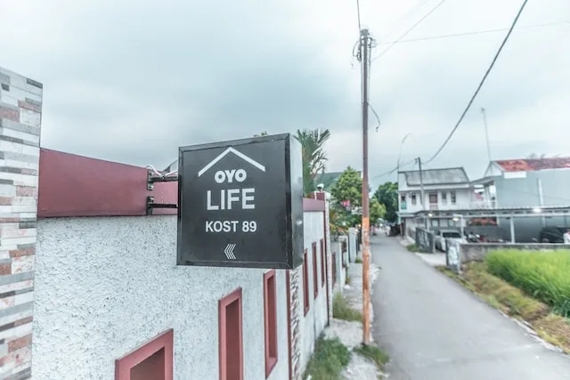 OYO Life 2335 Kos 89