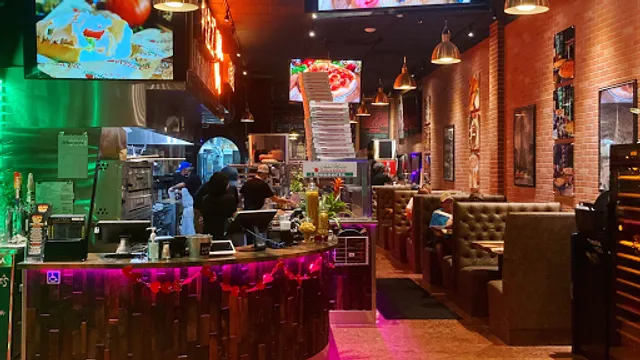 Anne Marie's NY Pizza & Wings