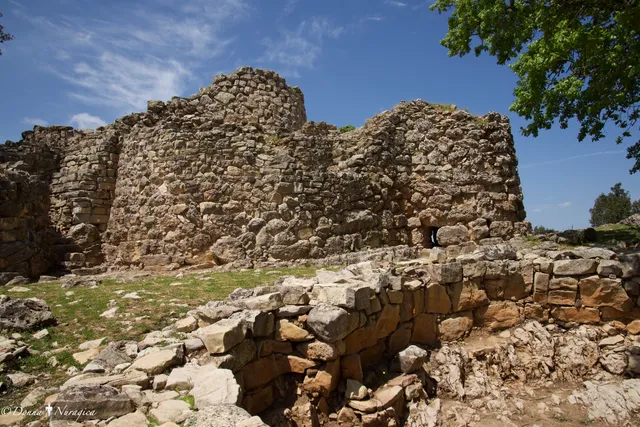 Nuraghe Adoni, Villanova Tulo