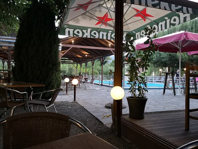 Δίπλα Στο Ποτάμι - Χάνι Τερόβου