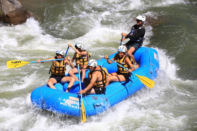 Oficina Kintun Expediciones