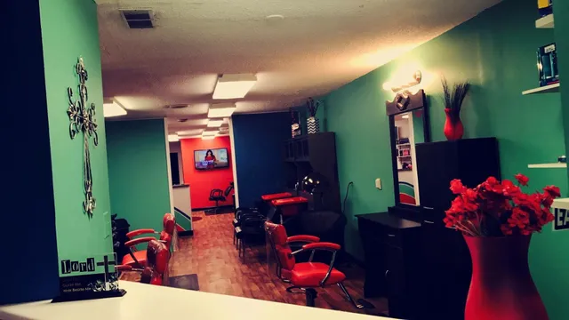 Dot's Hair & Tanning