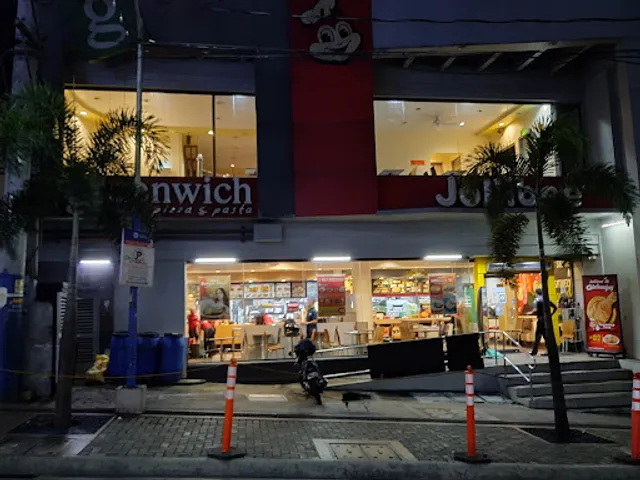 Jollibee P. Oliveros