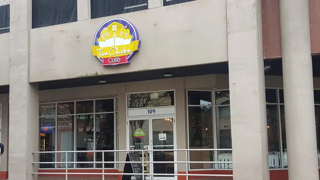 Two Chicks Cafe