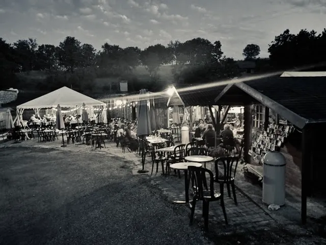 Restaurant Les Mijoteurs Le Relais de Belcastel