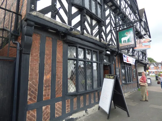 The White Hart & Upstairs at The White Hart