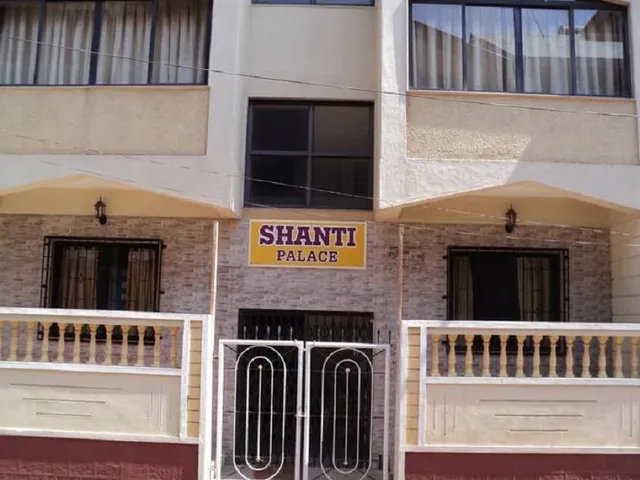 HOTEL SHANTI PALACE