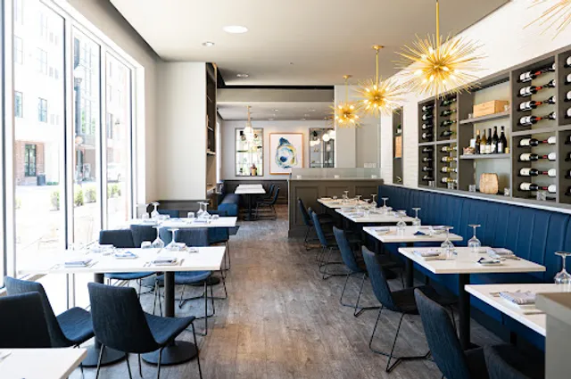 SAVI Cucina + Wine Bar