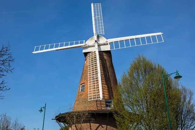 Rayleigh Windmill