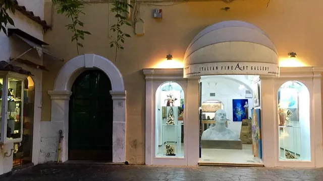 Italian Fine Art Gallery