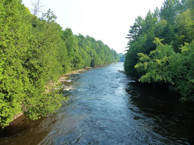 Sentier de l’île Vessot Est