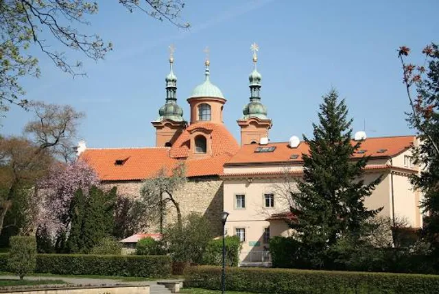 photo-1