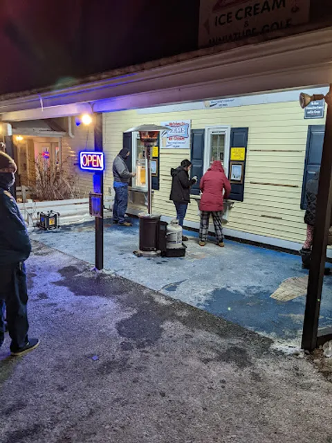 Zems Ice Cream, Miniature Golf & Game Room