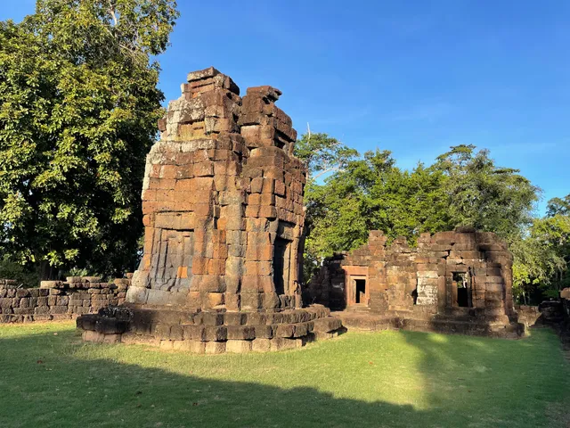 Prasat Ku Santarat (Arokayasala)