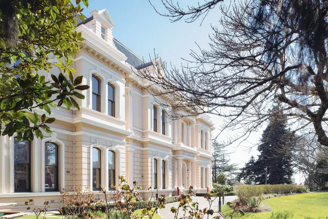 Queen Victoria Art Gallery at Royal Park