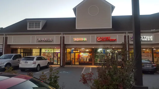 Lighthouse Square Shopping Center