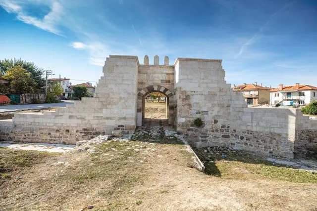 Beyşehir Kale kapısı