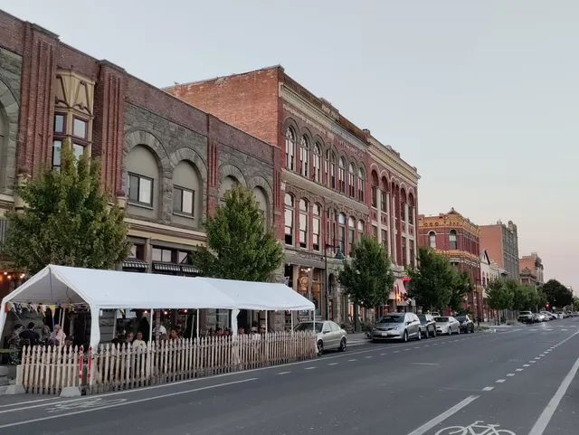 Gallery 9 North Olympic Artist