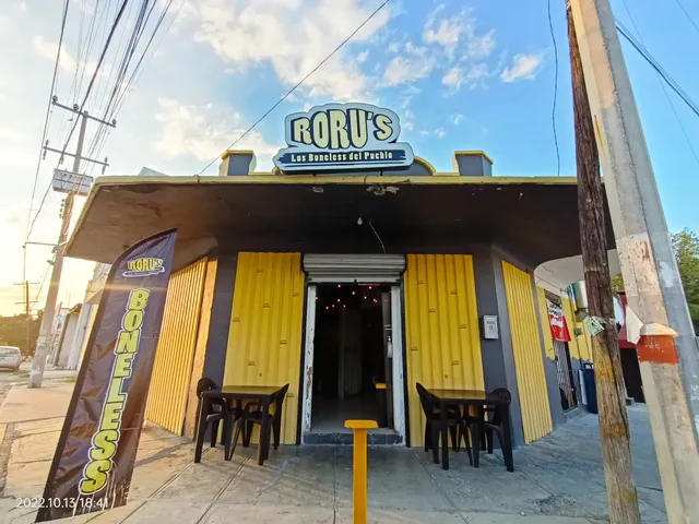 Roru's Boneless & Alitas