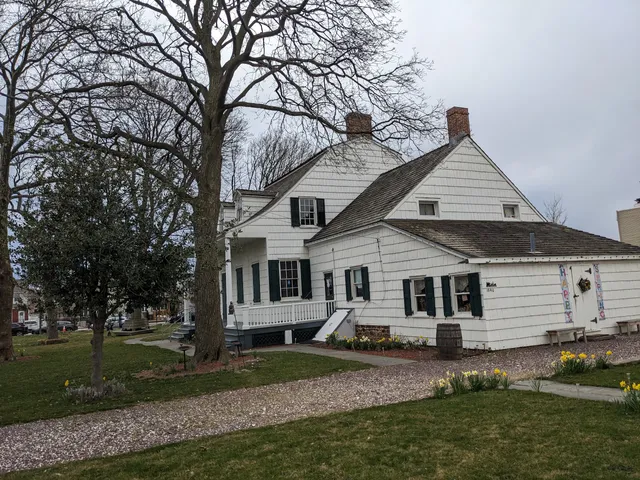 Hendrick I. Lott House