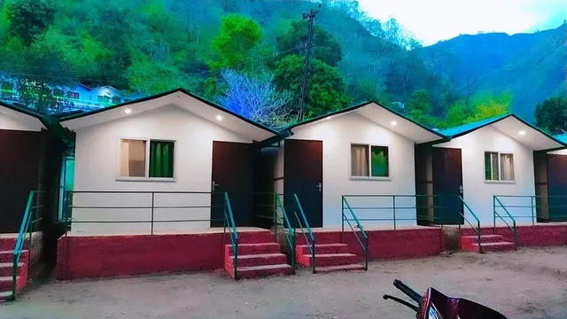 The Hill Mount Resort