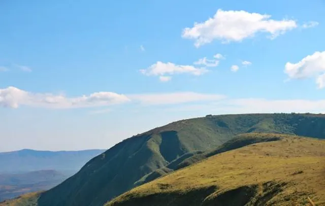 Serra da Moeda - Topo do Mundo - Brumadinho
