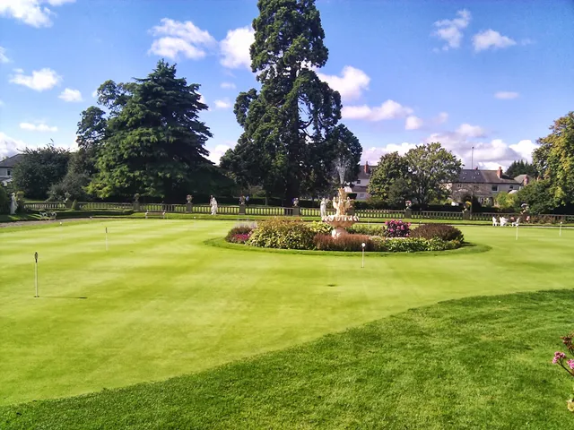 Elm Park Golf & Sports Club