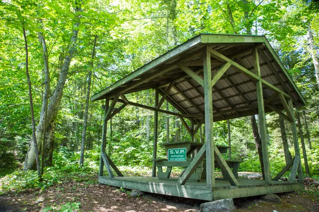 Sentier pédestre du lac Kénogami