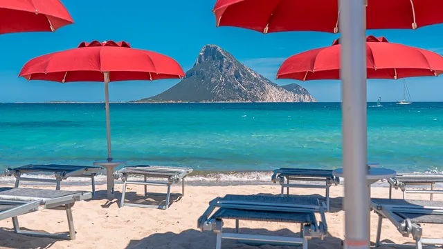 Taverna Beach - Stabilimento Balneare, Noleggio Ombrelloni e Lettini